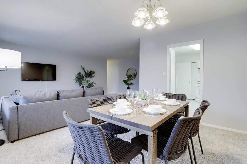 Elegant Apartment W Views At Crystal City Arlington Extérieur photo